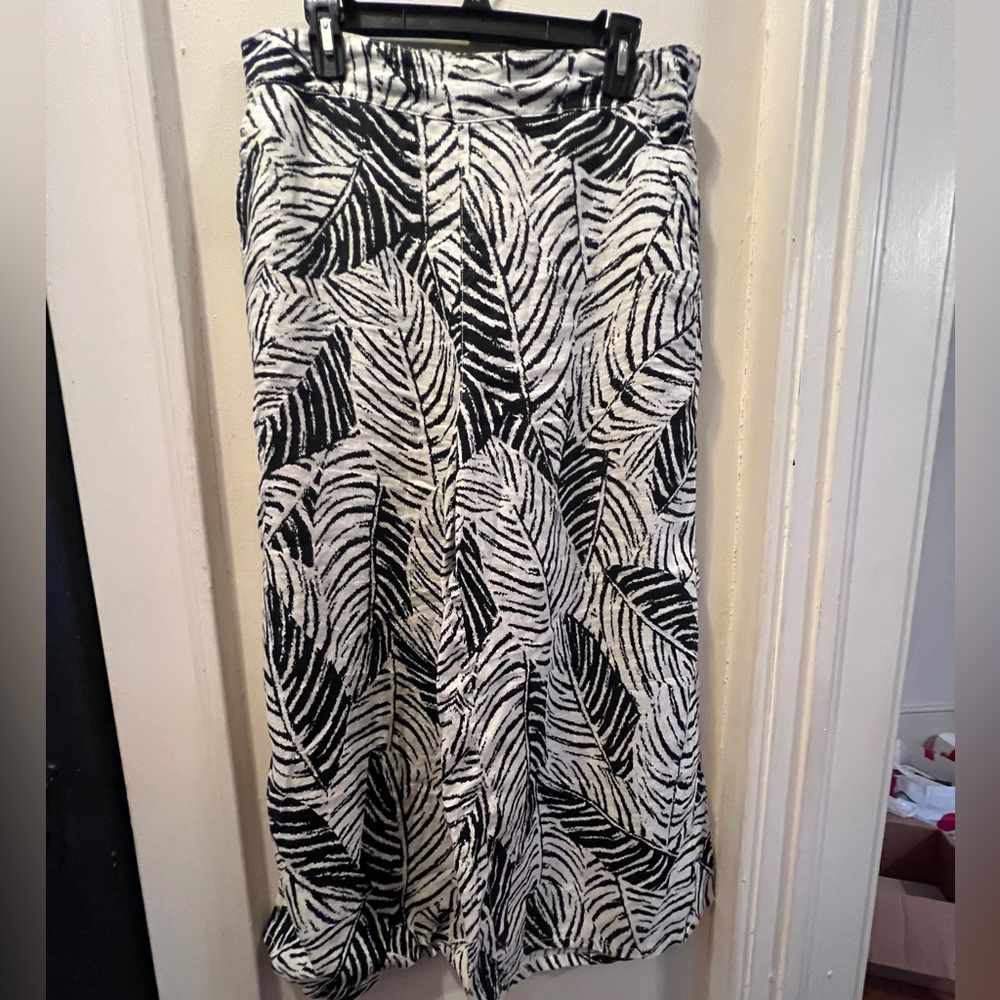 Wide Leg, Crop Pant, 100% Linen, Brand New, Never Worn